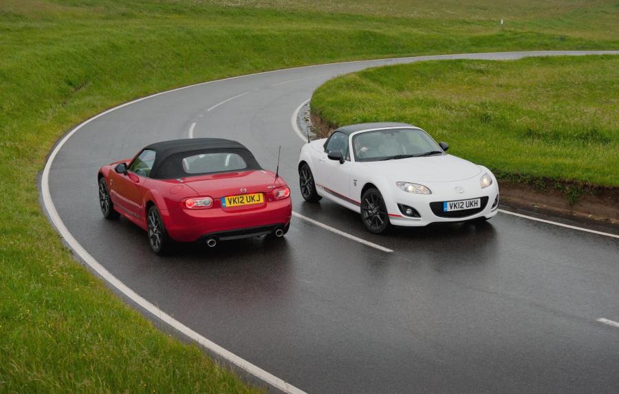  Mazda MX-5 Miata Kuro Special Edition 2012 года  (фото 2 из 5)